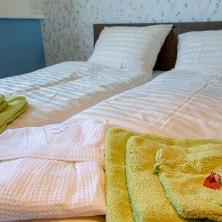B&B Antoniushoeve Lomm Eksteriør billede