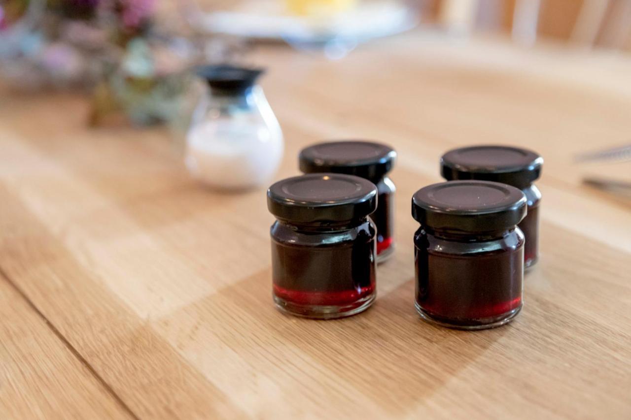 B&B Antoniushoeve Lomm Eksteriør billede