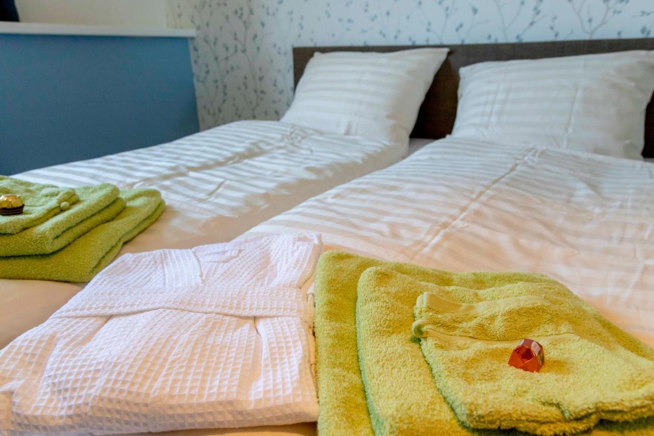 B&B Antoniushoeve Lomm Eksteriør billede